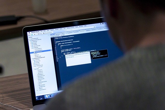 AMPを活用すれば、非対応のウェブアプリなどに差をつけ大きなマーケティング効果を見込める