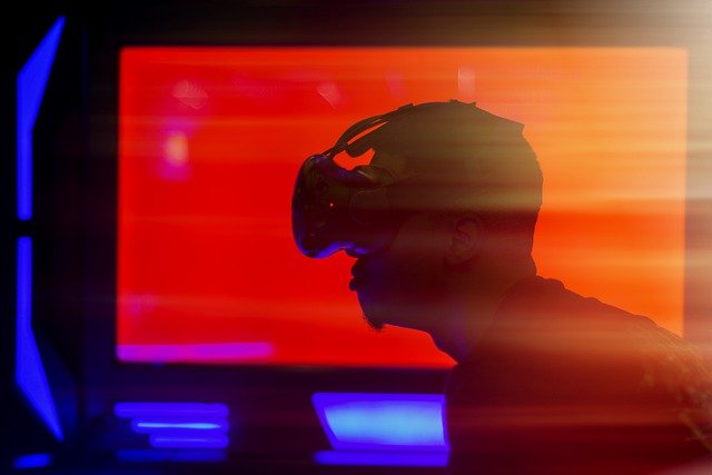 VRとは仮想現実のこと